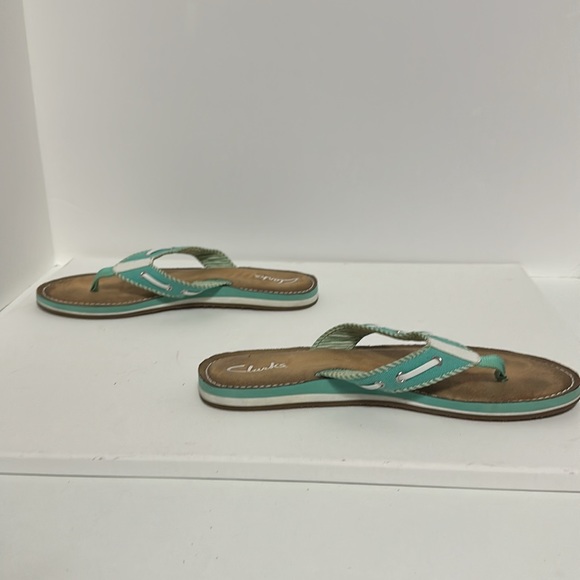 Clarks Women’s Green Slide On Flip Flops Size 9 - Picture 2 of 8
